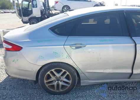 2013 Ford Fusion Se из США, поврежденный, VIN 3FA6P0H7XDR374666